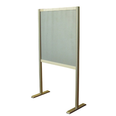 Systemstellwand R8 mit Holzfu�